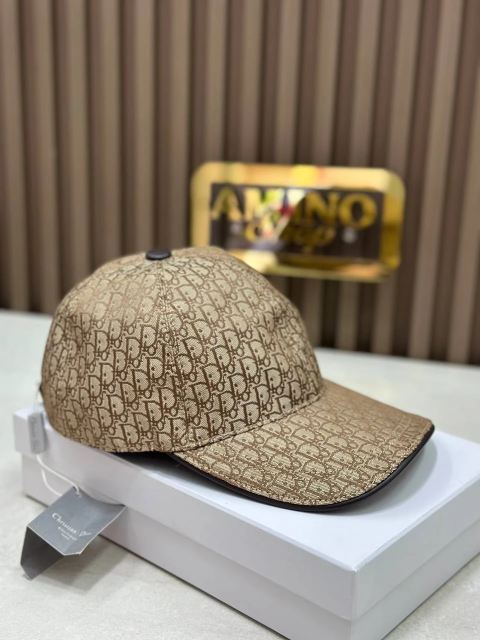 dior gold